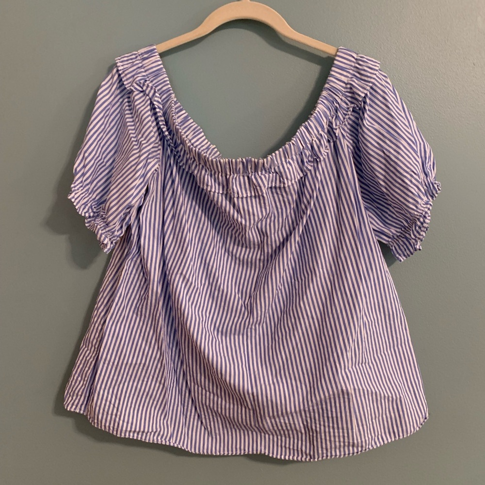 Blue and white off shoulder Vineyard Vines top